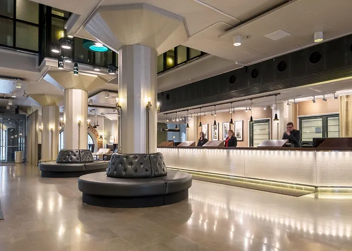 Otel Scandic Grand Marina