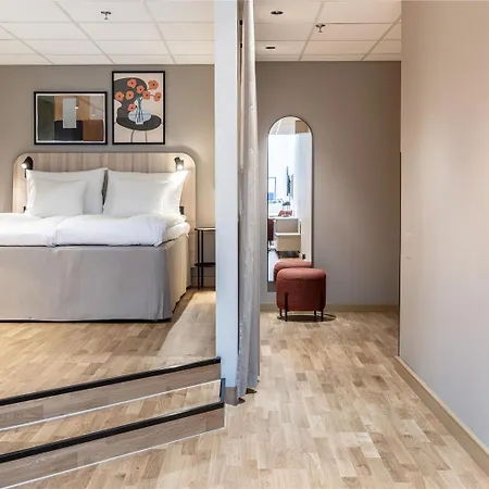Scandic Grand Marina 4*