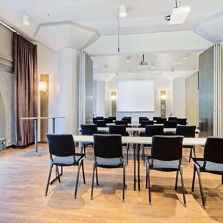 Scandic Grand Marina Hotel 4*