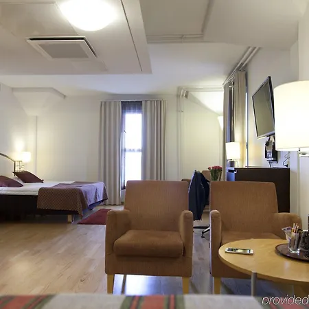 Отель Scandic Grand Marina 4*