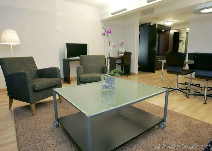 Szálloda Scandic Grand Marina