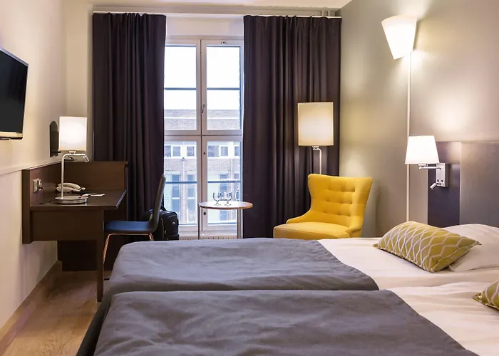 Scandic Grand Marina 4*